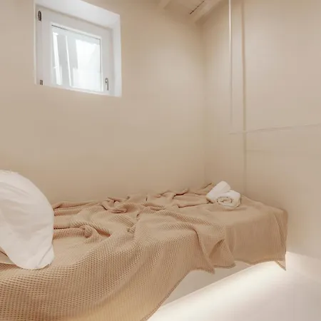 Apartment White Ermoupoli