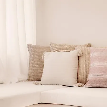 White Apartment Ermoupoli