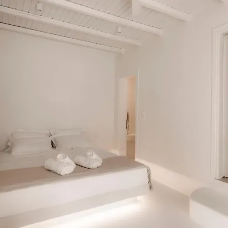 Apartment White