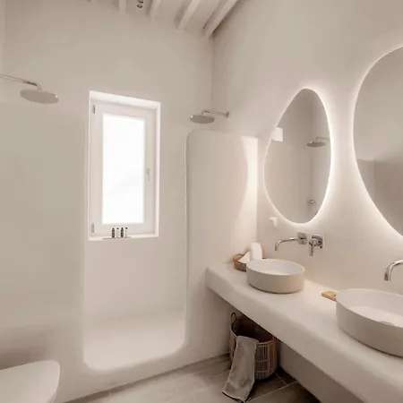 Apartment White