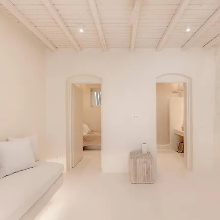 Apartment White *
