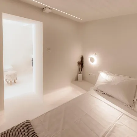 White * Ermoupoli