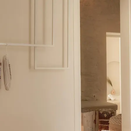 Apartment White